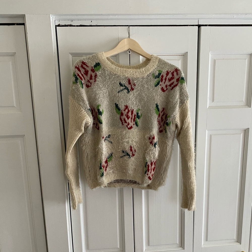 Kimchi Blue rose sweater